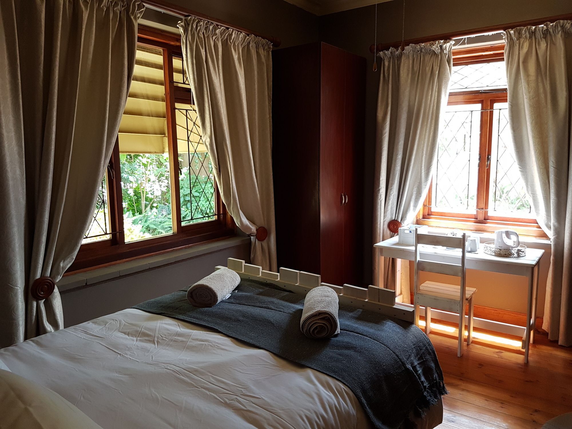 86 On Langenhoven Bed & Breakfast Oudtshoorn Eksteriør bilde